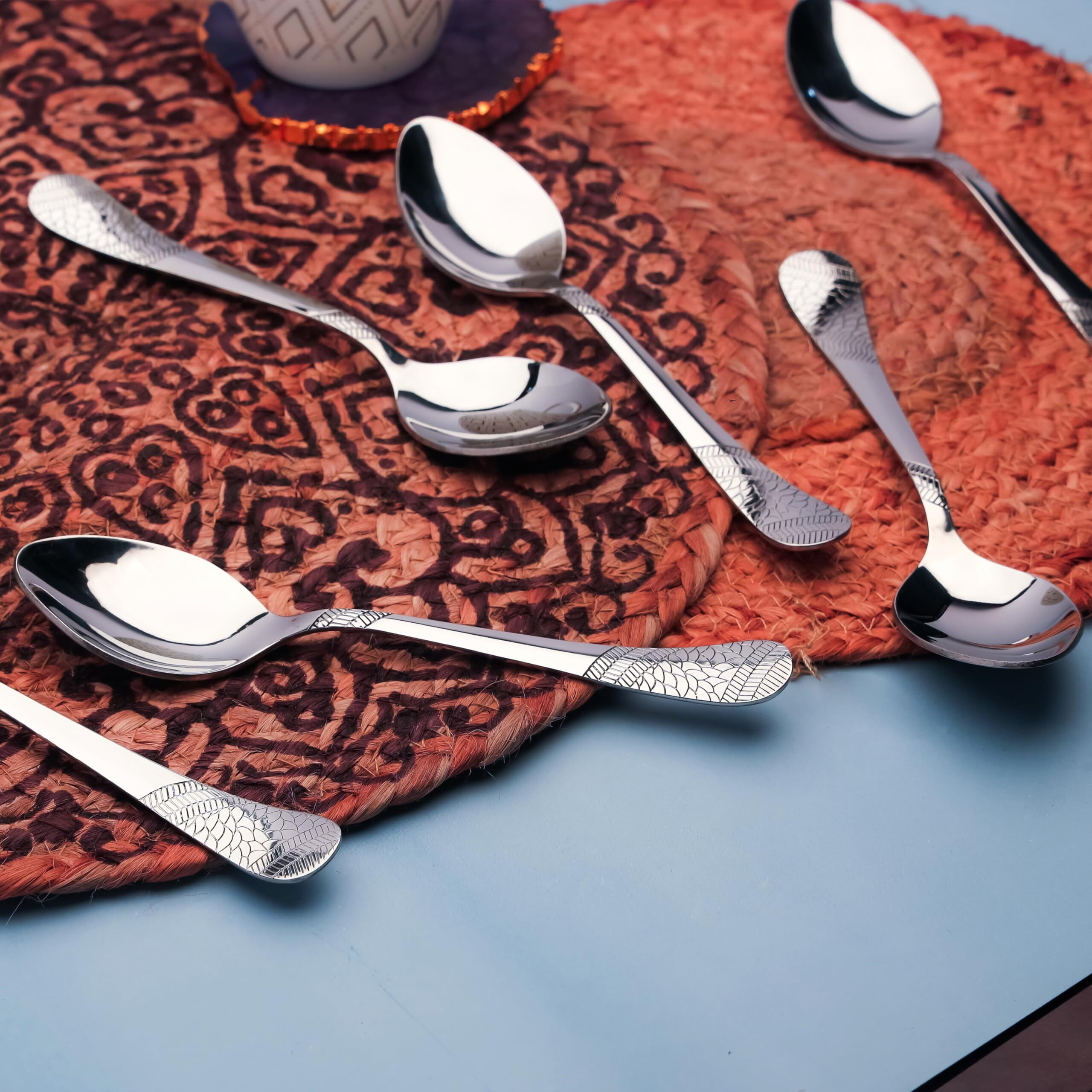 Parage 6 Pieces Stainless Steel Tea Spoons,13.5 Cm Long, Premium Spoons Set For Home & Kitchen, Luxury Dinning Tableware Cutlery Set Gift For House Warming,6 Small Spoon, Silver Imperial Design