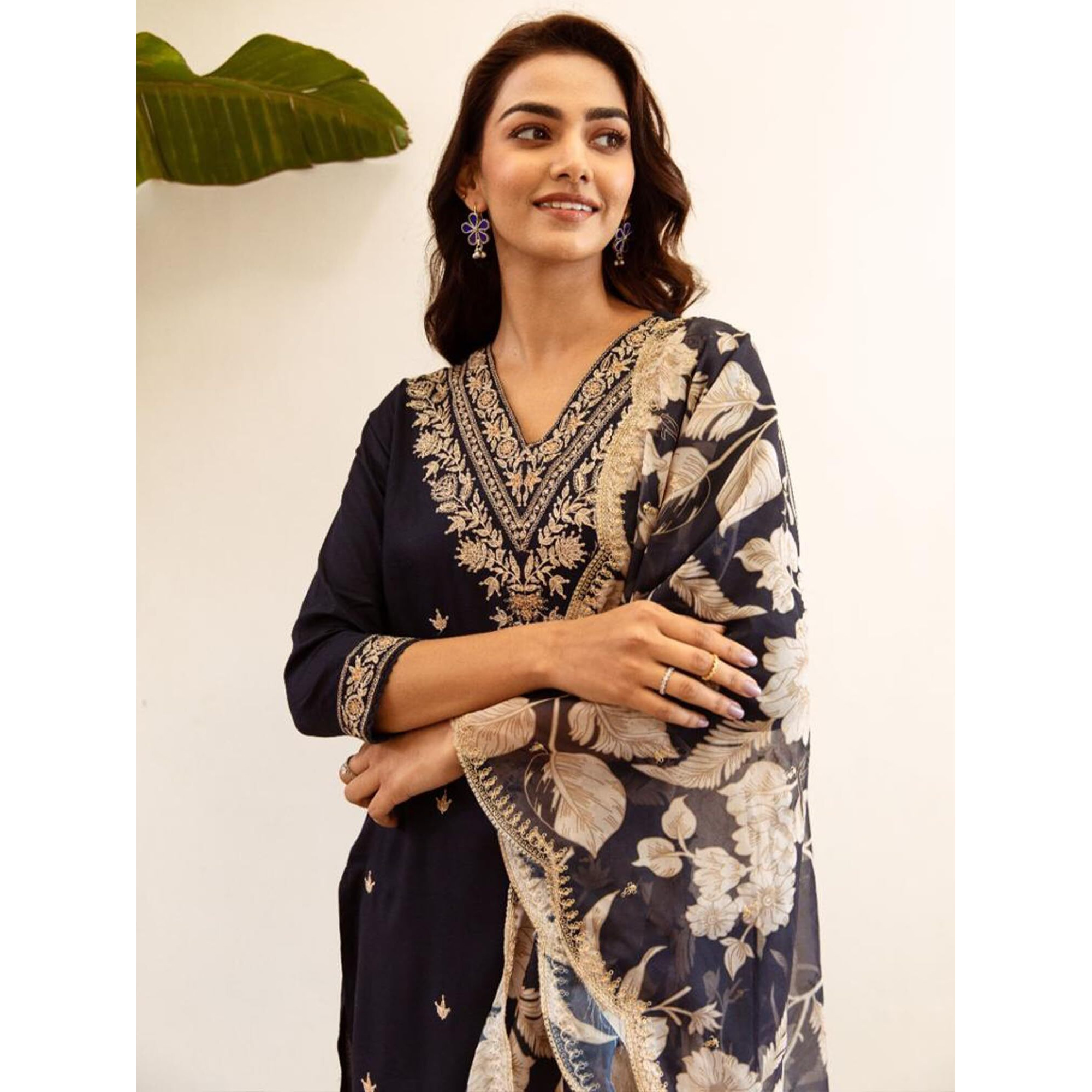 Indo Era Women's Navy Blue Viscose Rayon Embroidered Straight Kurta Pant With Dupatta Set (Ieout6939_X-Small)