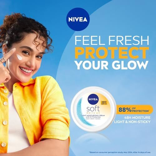 Nivea Soft Daily Uv Light Moisturising Cream With Spf-15, Vitamin E, Shea Butter And Jojoba Oil | Light Weight & Non Greasy | 48 H Hydration| Uv Protection | All Skin Types |100Ml