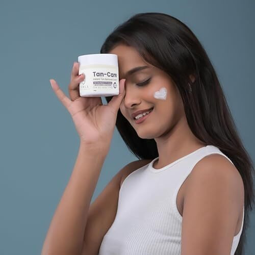 Rawls Tan Care Cream For Instant Tan Removal In 15 Min & Helps To Restore Radiant Glow ,Enriched With Coconut & Carrot Seed Oil, And Olive Oil For All Skin Types - 100 Ml