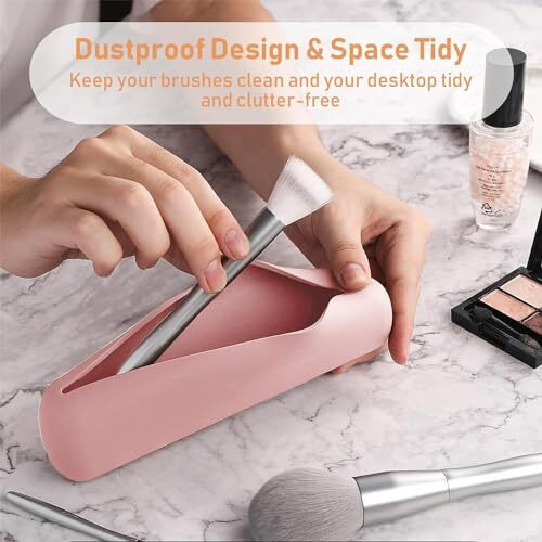Inovera (Label) Silicone Large Makeup Brush Holder, Cosmetic Face Brushes Pouch, Magnetic Anti-Fall Out, Soft And Sleek Makeup Tools Organizer For Travel (Light Pink, Width6 Cm)