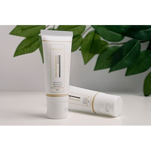 Graceberry Brightening L-Glutathione Face Wash With Vitamin C & E, Glycolic Acid And Kojic Acid For Deep Cleansing | Face Wash For Woman & Men | All Skin Type | 100Gm