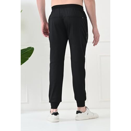 Rynogear Regular Fit Super Stretchable Track Pant For Men Black