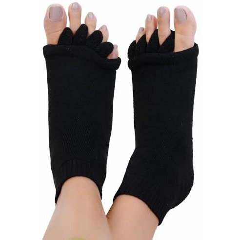 Muain Toe Separator Socks For Men & Women  Bunion Relief, Hammer Toe Corrector, Foot Alignment, Moisturizing Toe Socks  Soft, Stretchable, Reusable, Breathable  1 Pair (Black)