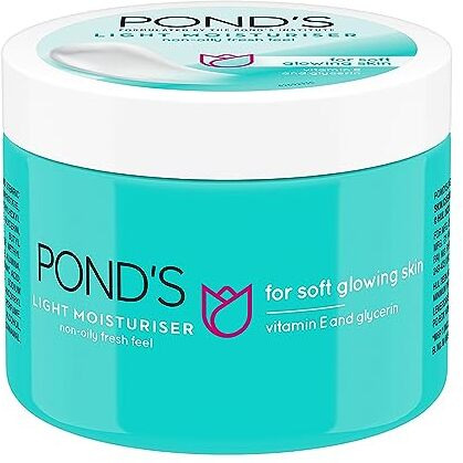 Pond's Light Moisturiser Non-Oily Fresh Feel With Vitamin E + Glycerine 300Ml