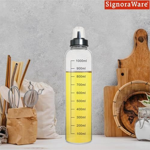 Signoraware Even Flow 1000Ml Borosilicate Glass Oil Dispenser And Pourer With Measurement, Transparent And Pointer Oil Nozzle With Covering Lid, Leakproof Spill Proof, Easy Refill (1 Litre, Set 1)