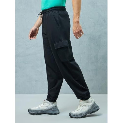 Bewakoof Men's Solid Super Loose Fit Cotton Blend Cargo Joggers_ 617399 Black Xl