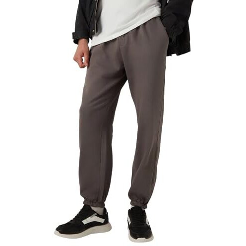 Bewakoof Heavy Duty 1.0 Men's Solid Oversized Fit Fleece Joggers_646503_Grey_L