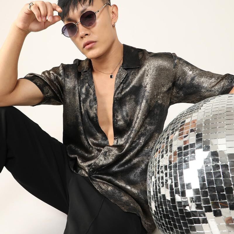 Campus Sutra Men's Midnight Black & Metallic Gold Metallic Ombre Shirt For Casual Wear | Cuban Collar | Short Sleeve | Button Closure | Shirt Crafted With Comfort Fit For Everyday Wear