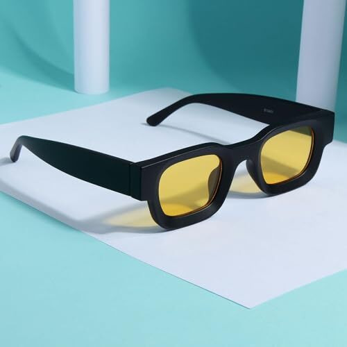 Goglassic Unisex Vintage Square Non Polarized Sunglasses, Medium Size, Uv400 Protection, Bold Unique Design (Black Yellow)