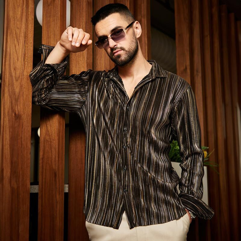 Campus Sutra Men's Jet Black & Metallic Gold Pleat-Creased Shirt For Casual Wear | Spread Collar | Long Sleeve | Button Closure | Shirt Crafted With Comfort Fit For Everyday Wear