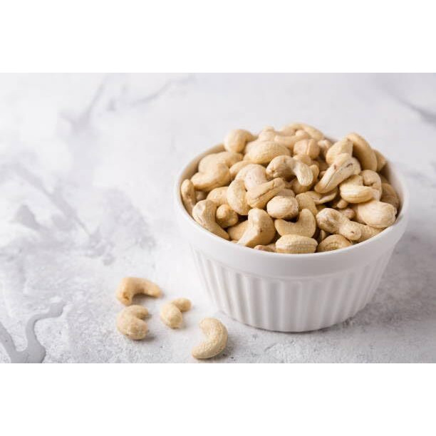 Exotes Best Cashew Kernels Nuts Superior Big Size- W-150, 4 X 250 G
