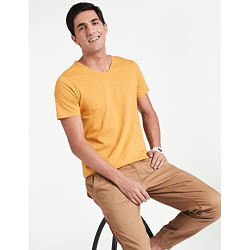 Amazon Brand - Symbol Men's Cotton Solid V-Neck Regular Fit T-Shirt (Available In Plus Size) Inca Gold 2Xl