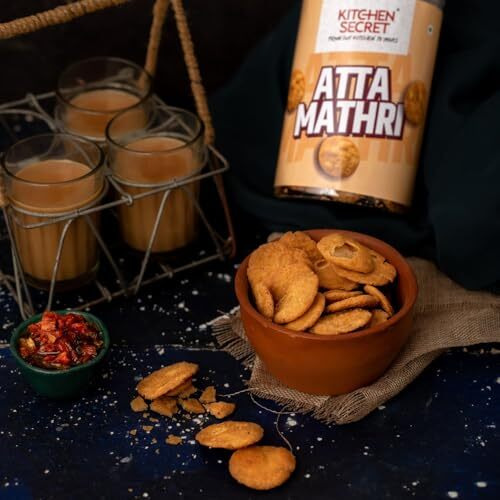 Kitchen Secret Atta Mathri 320G, Crunchy Whole Wheat Snack - Traditional Indian Namkeen - Homemade Taste - Crispy Tea Time Treat - No Preservatives - Healthy & Tasty Ready-To-Eat Snack