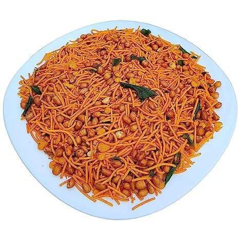 Spicado Traders Kerala Spicy Mixture Made In Coconut Oil Homemade Namkeen Indian Snacks (400 Gm Pack)