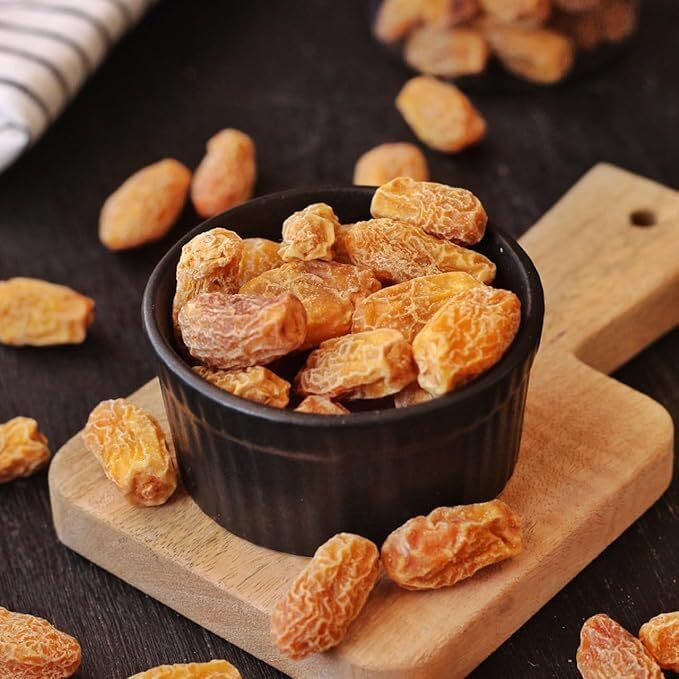 Avlokan Dried Dates Yellow/Sukha Khajoor (Pila Chuara) 900 Gm