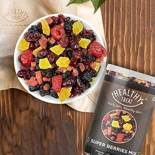 Healthy Treat Super Berries Mix 250 Gm | 7+ Varieties Like Cranberries, Blueberries, Strawberries, Dried Cherries, Black Current, Raisins, Dried Mango | Mix Berries | Antioxidant Rich | Healthy Snack For Kids And Adults | Gluten Free, Vegan