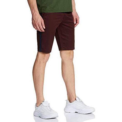 The Indian Garage Co Men Slim Fit Solid Mid-Rise Chino Shorts Burgundy