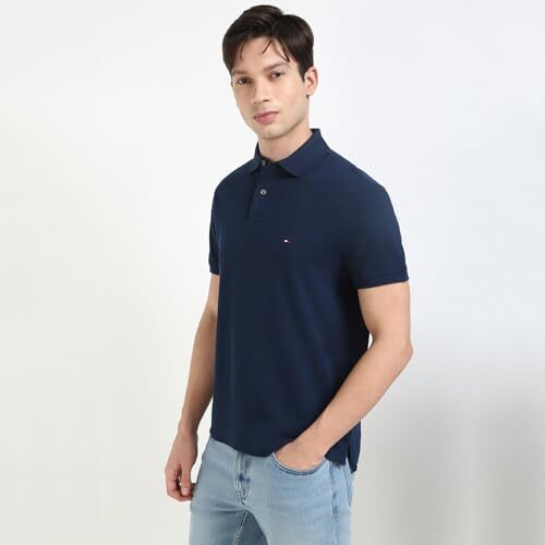 Tommy Hilfiger Mens Blue Color Tshirt (S)