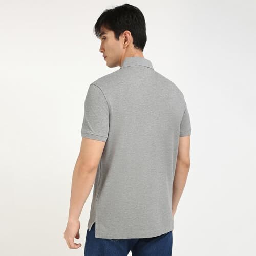Tommy Hilfiger Mens Grey Color T-Shirt (M)