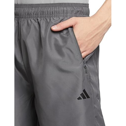 Adidas Men's Shorts (Ij9498_Grefiv/Black