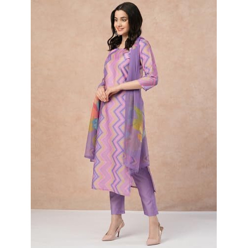 ANNI DESIGNER Women's Rayon Blend Straight Printed Kurta with Pant & Dupatta (Zaggu Purple_S_Purple_Small)