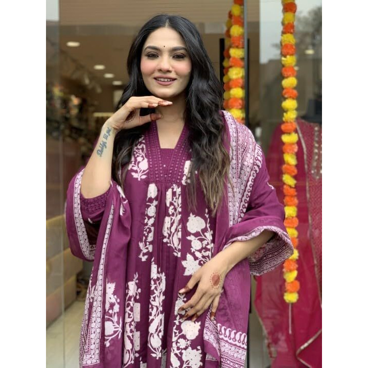 KLOSIA Women Printed A-Line Kurta and Pant with Dupatta (in, Alpha, M, Wine)