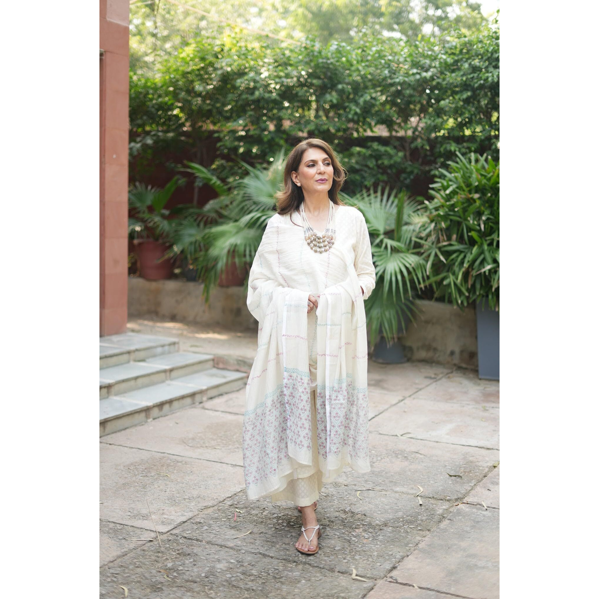 ANNI DESIGNER Women's Rayon Blend Printed Straight Kurta with Pant & Dupatta (Mirai White_M_White_Medium)