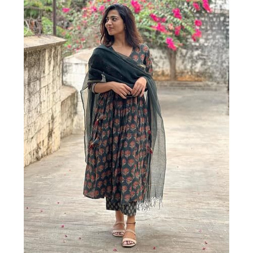 ANNI DESIGNER Women's Rayon Blend Anarkali Printed Kurta with Pant & Dupatta (Sanjini Green_S_Green_Small)