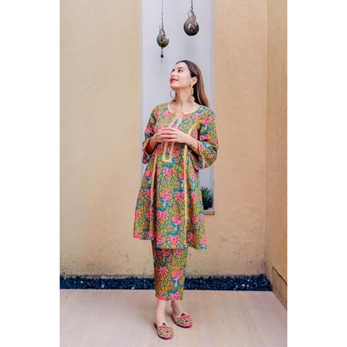 Yashika Women's Cotton Blend Floral Printed Kurta Pant Set Suitable for Every Indian Occasion (AZ-YS-OG-KS2172-Parent_Green