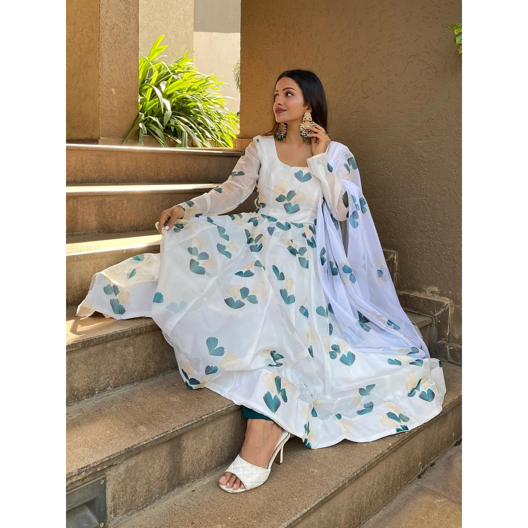 Women Floral Print Anarkali Kurta with Pant and Duptta (Large, White)