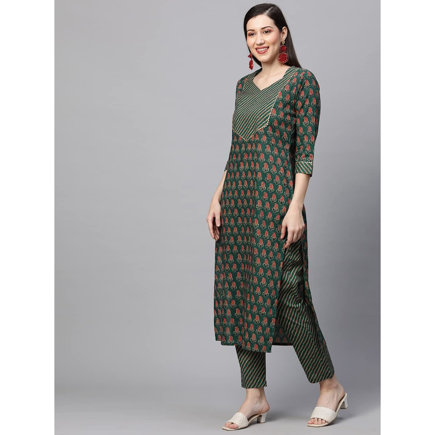 ANNI DESIGNER Women's Cotton Blend Traditional Straight Printed Kurta and Pant Set (Grape Green_M_Green_Medium)