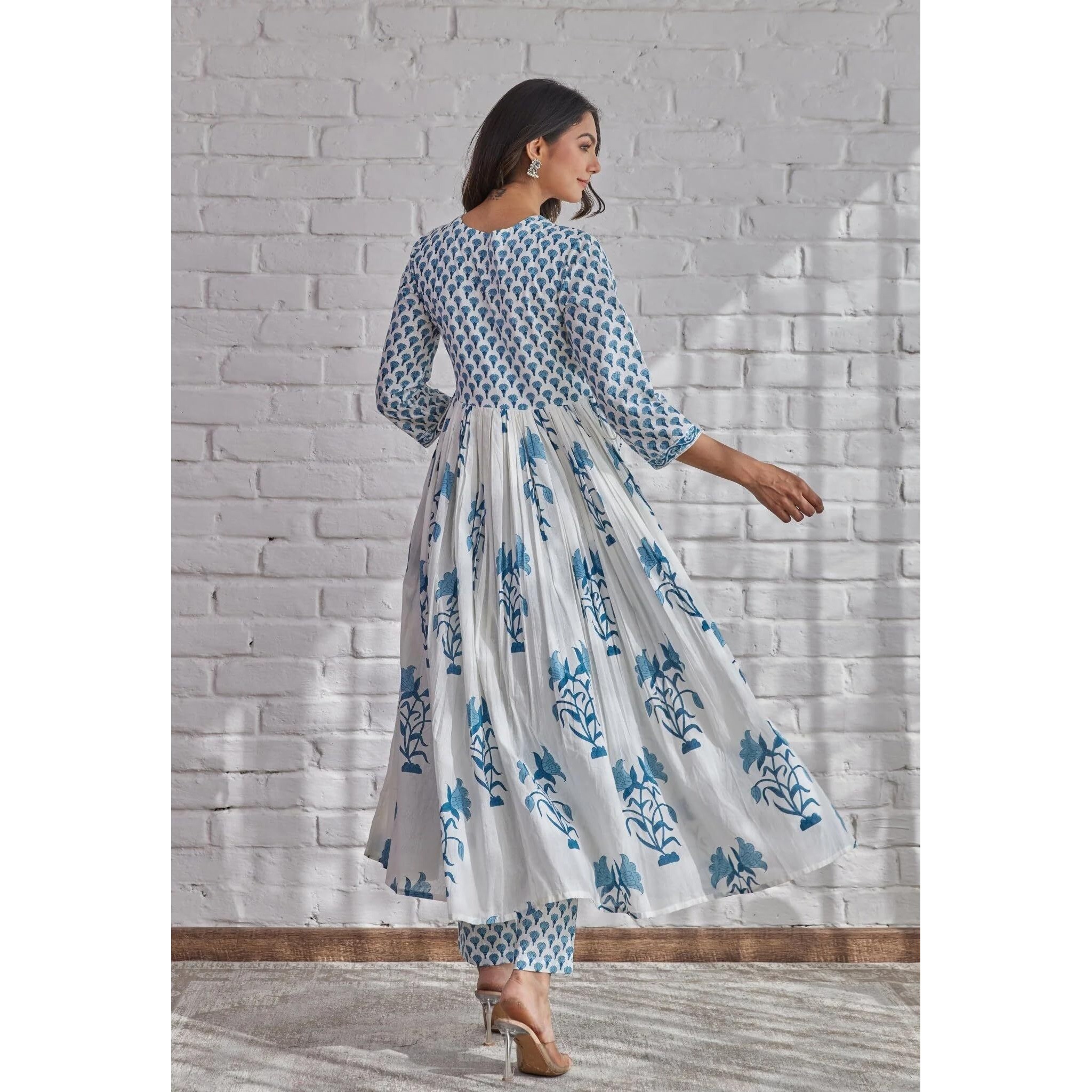 ANNI DESIGNER Women's Rayon Blend Printed Anarkali Kurta with Pant & Dupatta (Betul White_M_White_Medium)