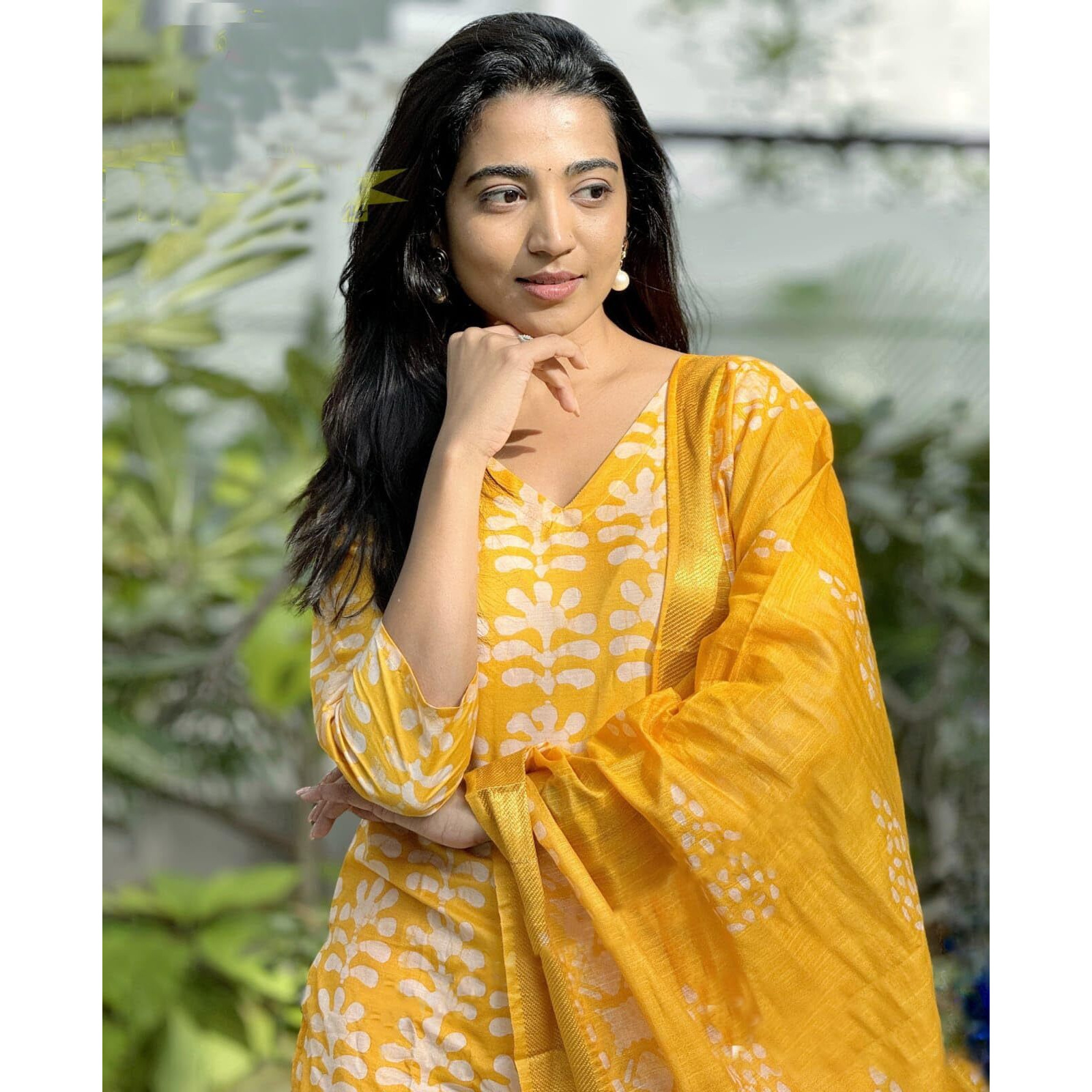 KLOSIA Women Printed Straight Kurta and Pant with Dupatta Set (in, Alpha, M, Mustard)