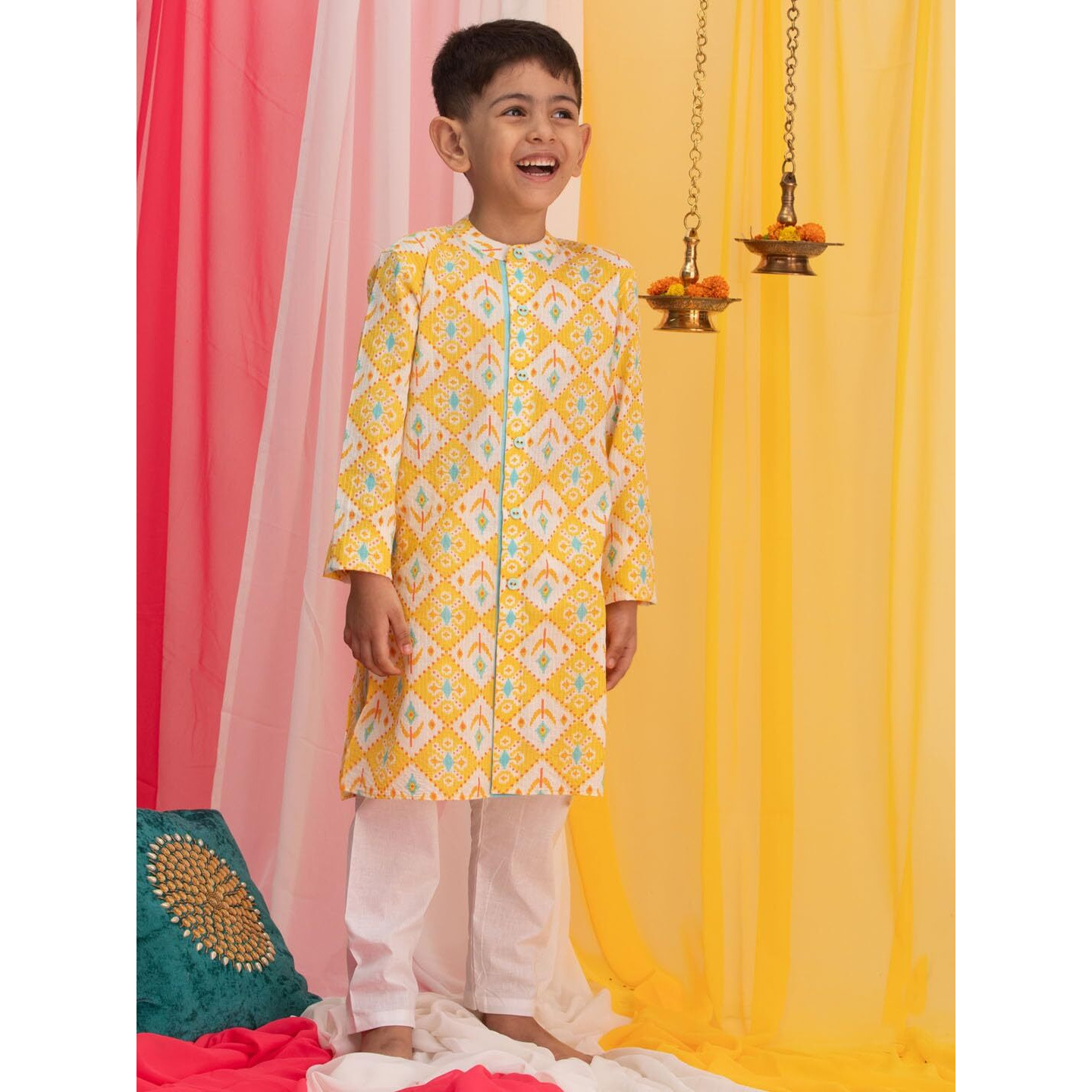 VASTRAMAY Boys' Yellow And White Kurta Pyjama Set || Ikkat Printed Cotton Cool Summer Kurta Set || Ethnic Wear for Festivals, Weddings_VASBK186YWnPWH_28