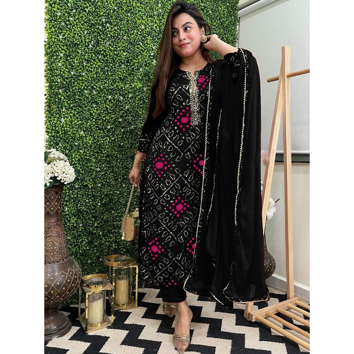 ANNI DESIGNER Women's Rayon Blend Floral Straight Kurta with Pant & Dupatta (TURAE-RED-G8S_Black_Large)