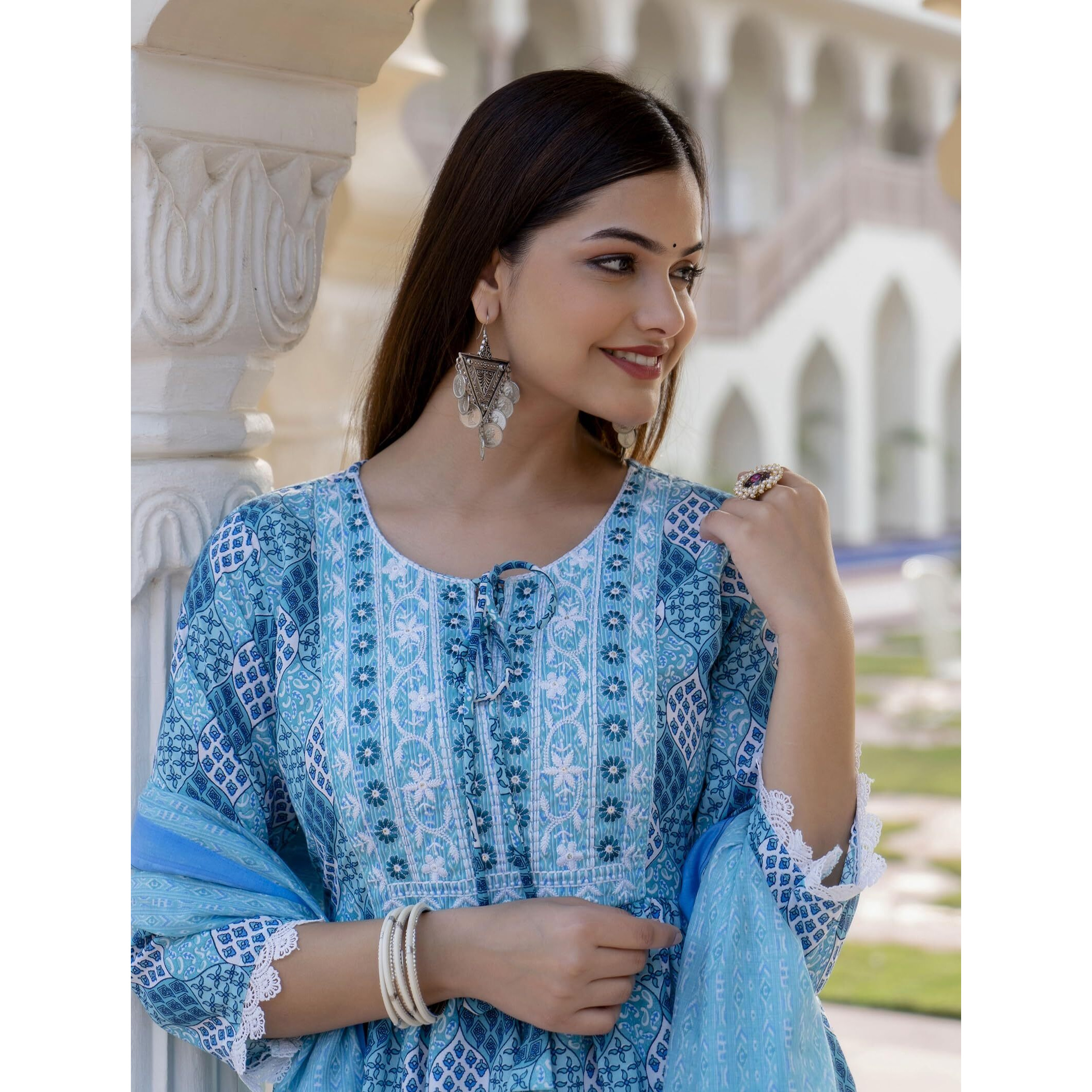 KLOSIA Women Printed Kurta and Pant Set with Dupatta (Large) Sky Blue
