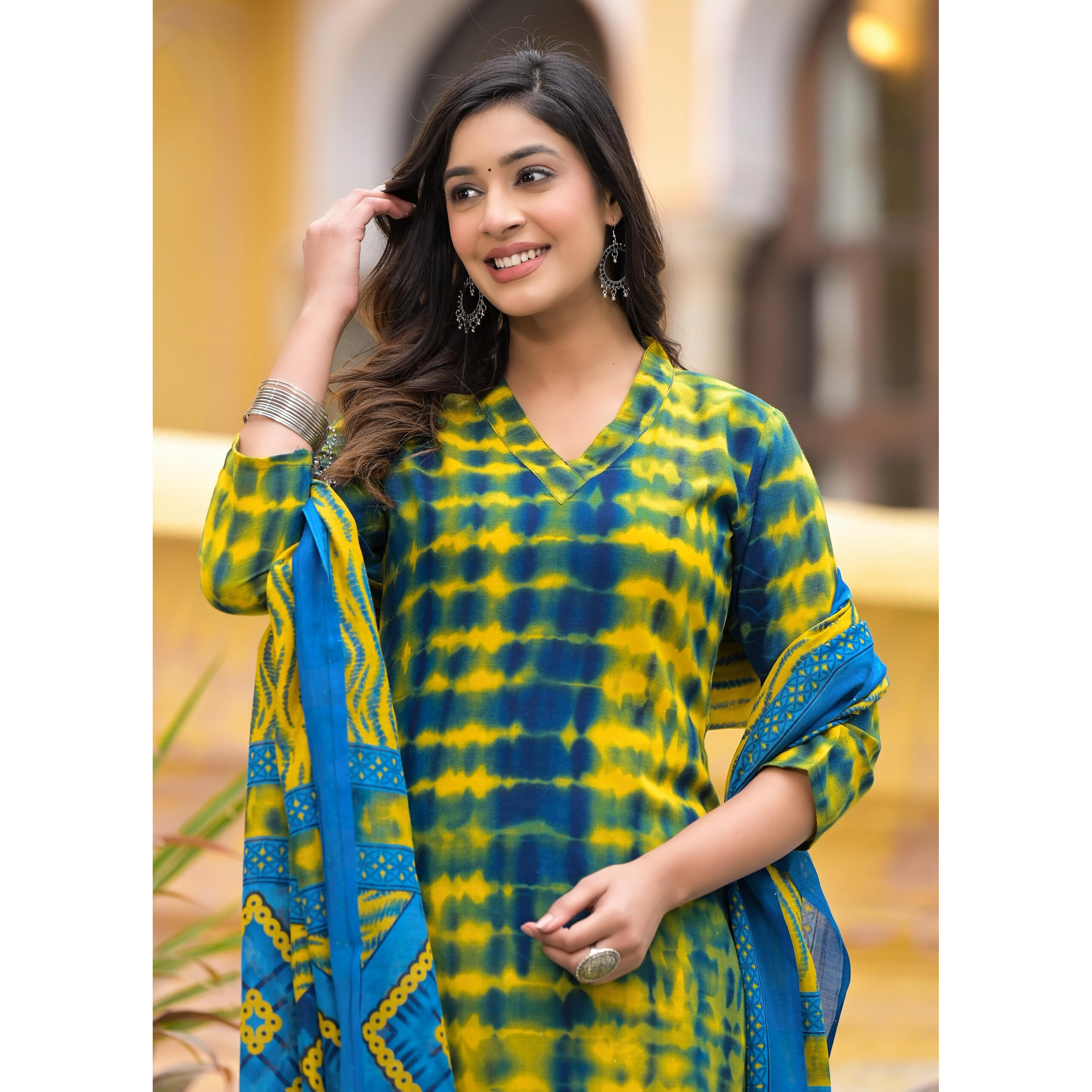KLOSIA Women Shibori Printed Kurta and Pant Set with Dupatta (XX-Large) Yellow