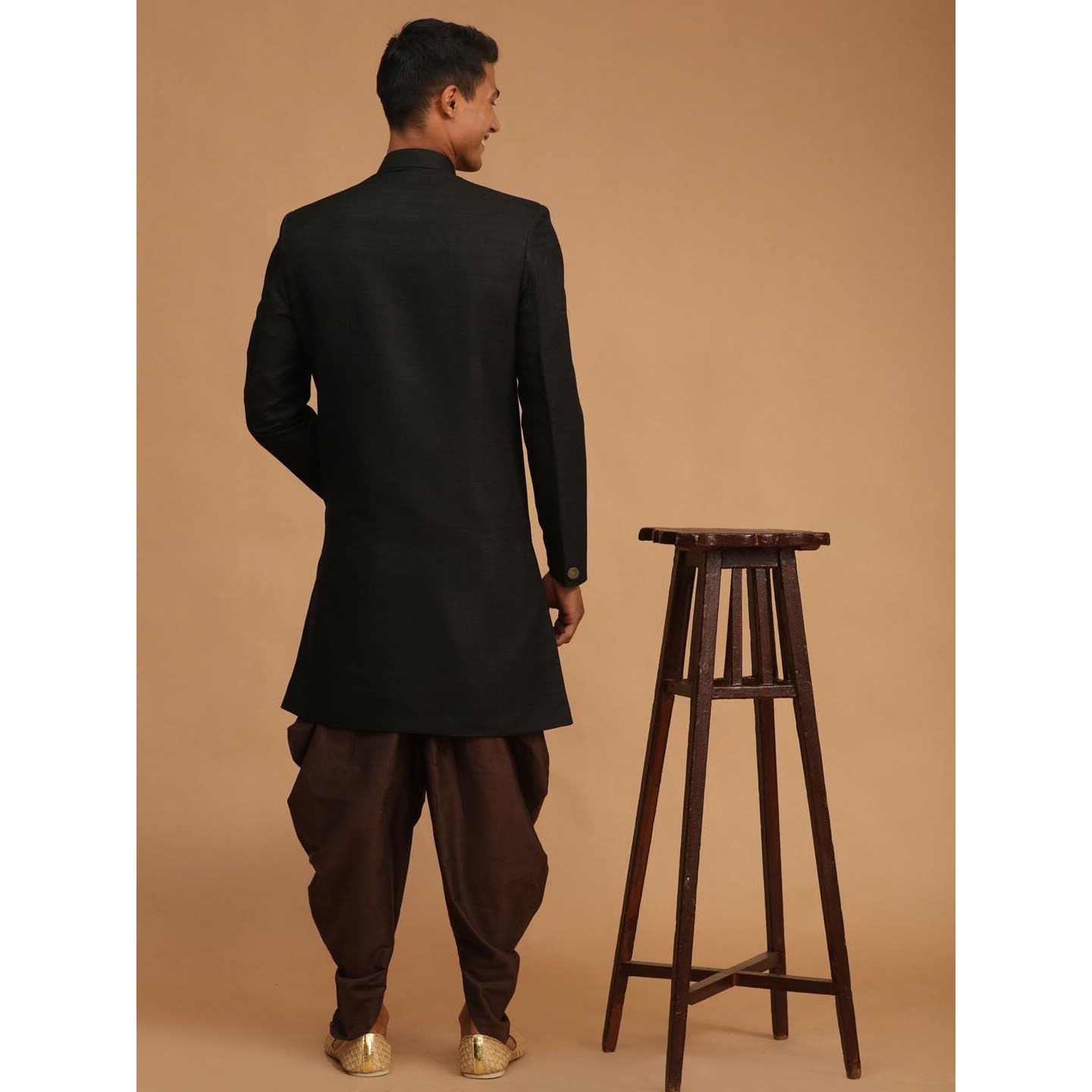 VASTRAMAY Bangalori Silk Indowestern Sherwani for Men  Slim Fit, Full Sleeves, Mandarin Neck, with Cowl Style Viscose Dhoti