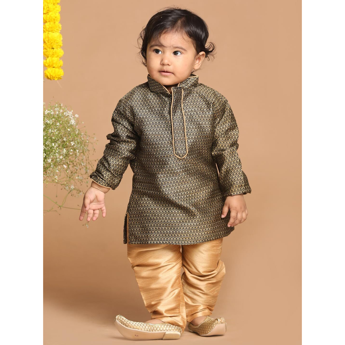 VASTRAMAY Infant Boys Black and Rose Gold Silk Blend Kurta Pyjama Set_VSHISBK047BLnPRG_16