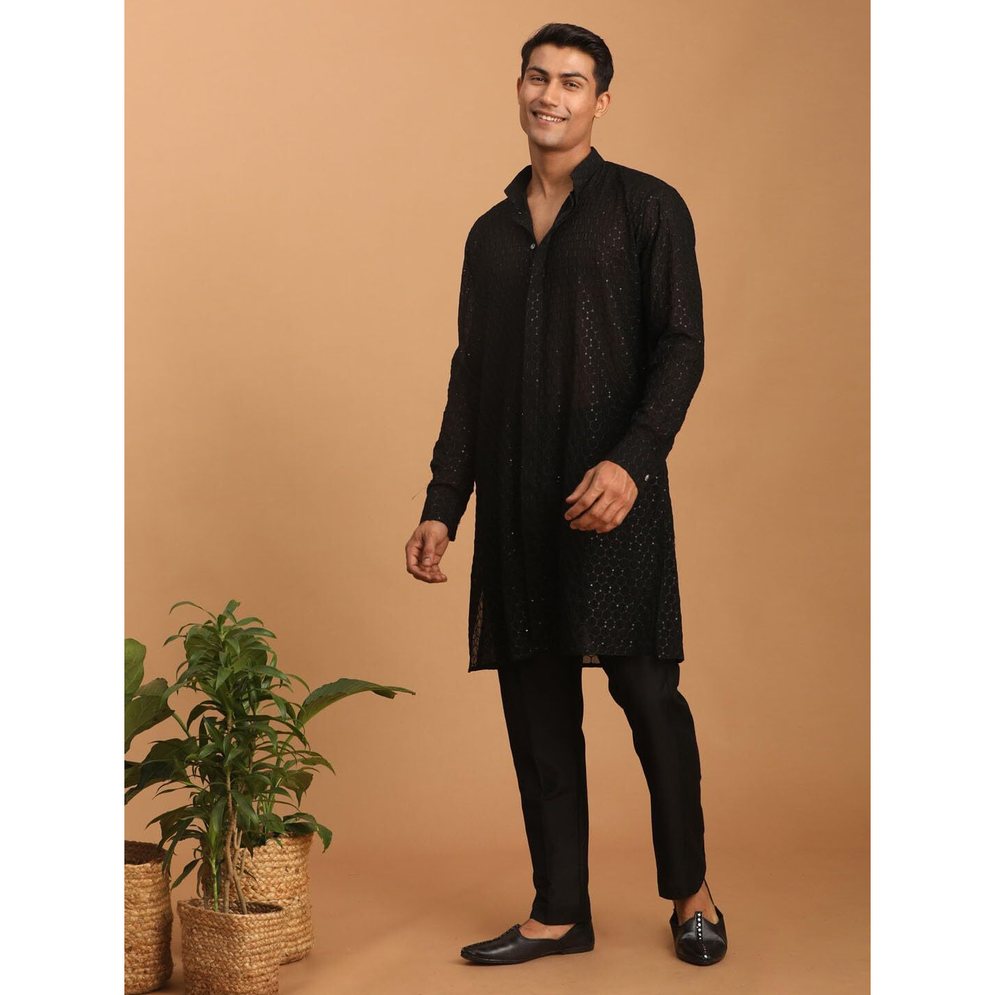 VASTRAMAY Men's Black Georgette Kurta Pyjama Set