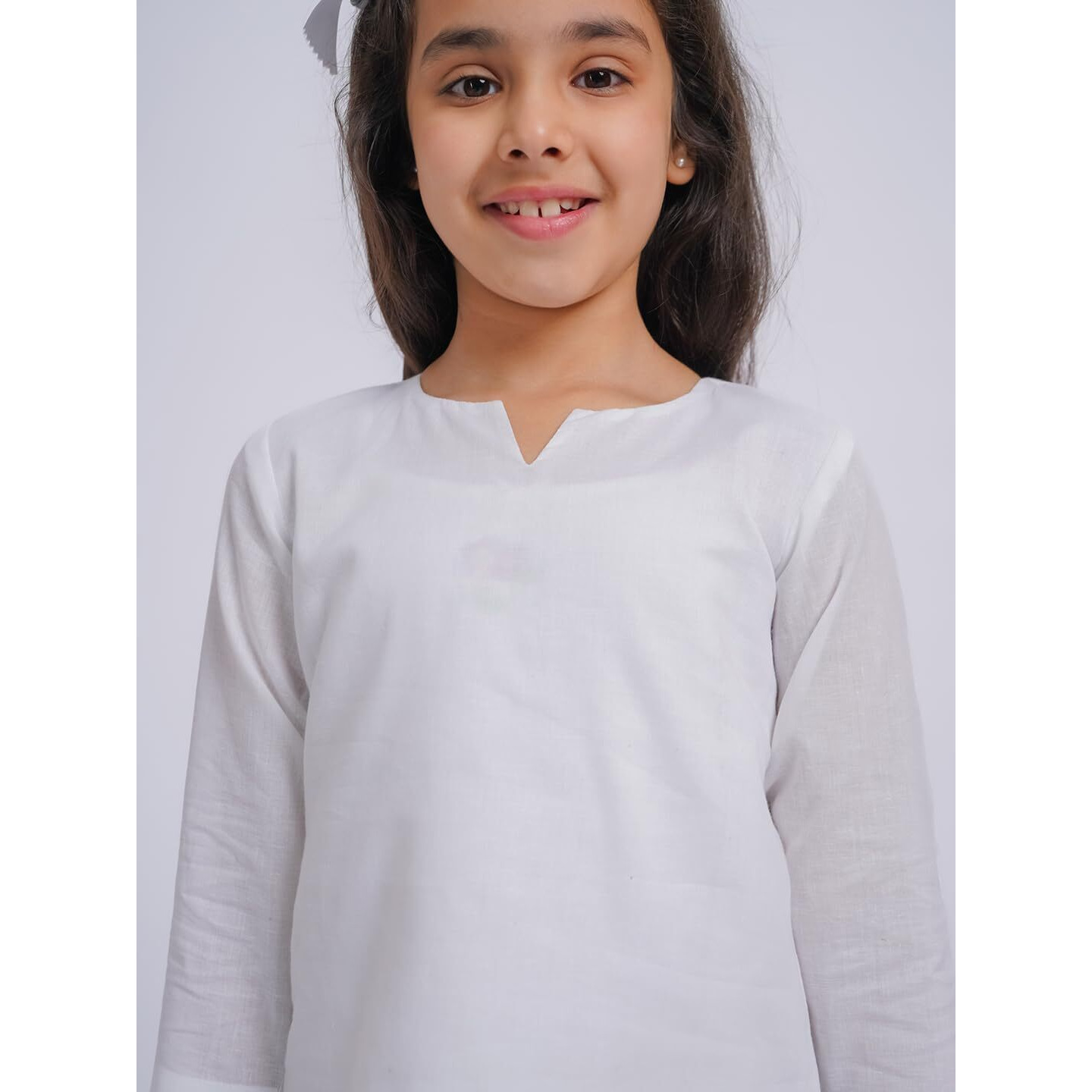 VASTRAMAY Girls' White Cotton Cambric Kurta  Republic Day Special Elegant Knee-Length Only Kurta for Festive