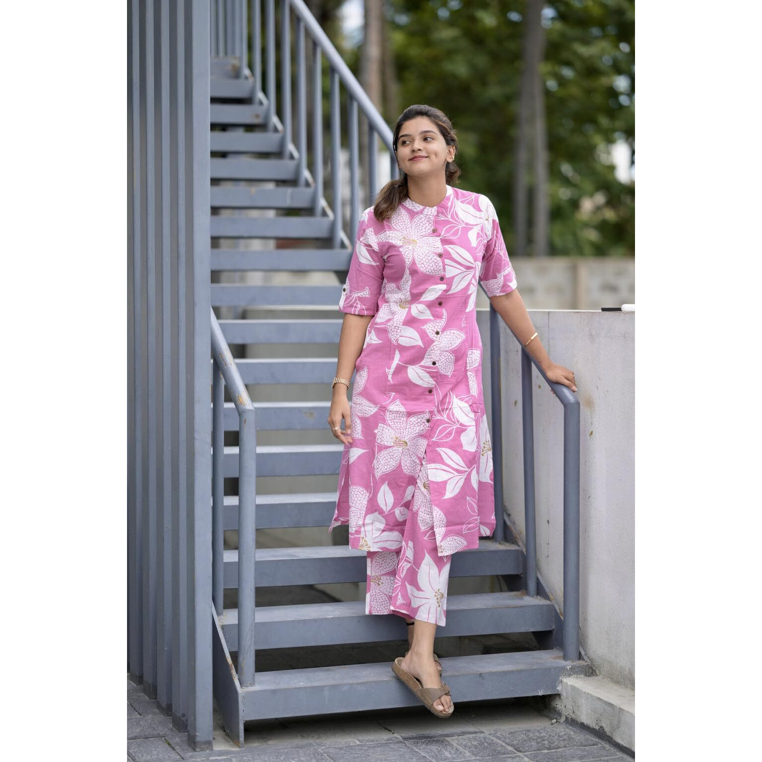 ANNI DESIGNER Women's Rayon Viscose Straight Printed Kurta with Pant (Sunoni Pink_XXL_Pink_XX-Large)