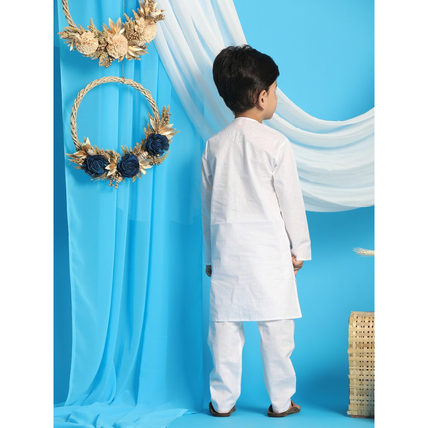 VASTRAMAY Boys' White Embroidered Neckline Cotton Kurta Pyjama Set - Full Sleeve Round Neck with Floral Resham Embroidery, Knee-Length, Ideal for Republic Day, Wedding, and Festive Occasions