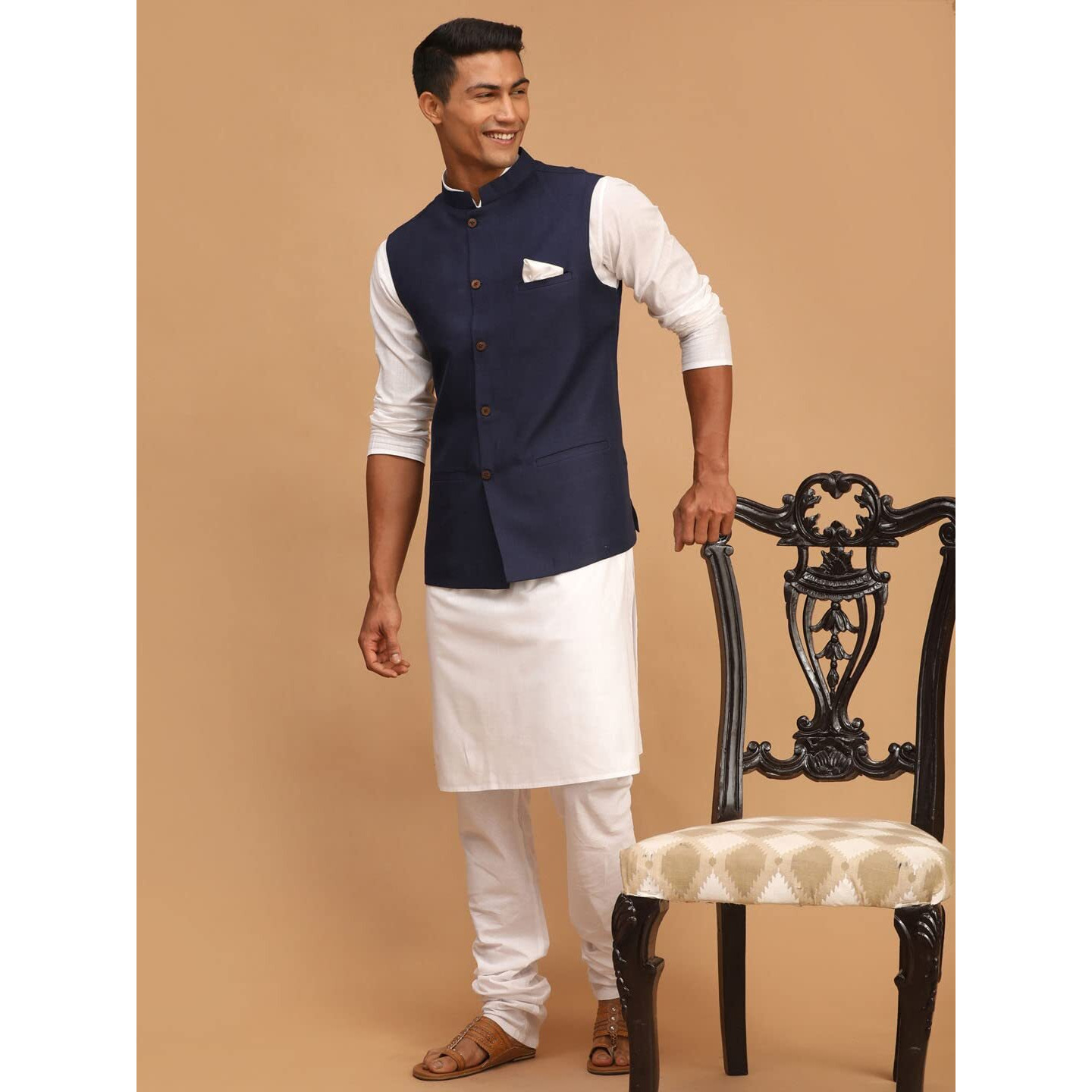 VASTRAMAY Men's Navy Blue And White Cotton Blend Jacket, Kurta and Pyjama Set-VASMJ061NBnK007WHnPCWH_38