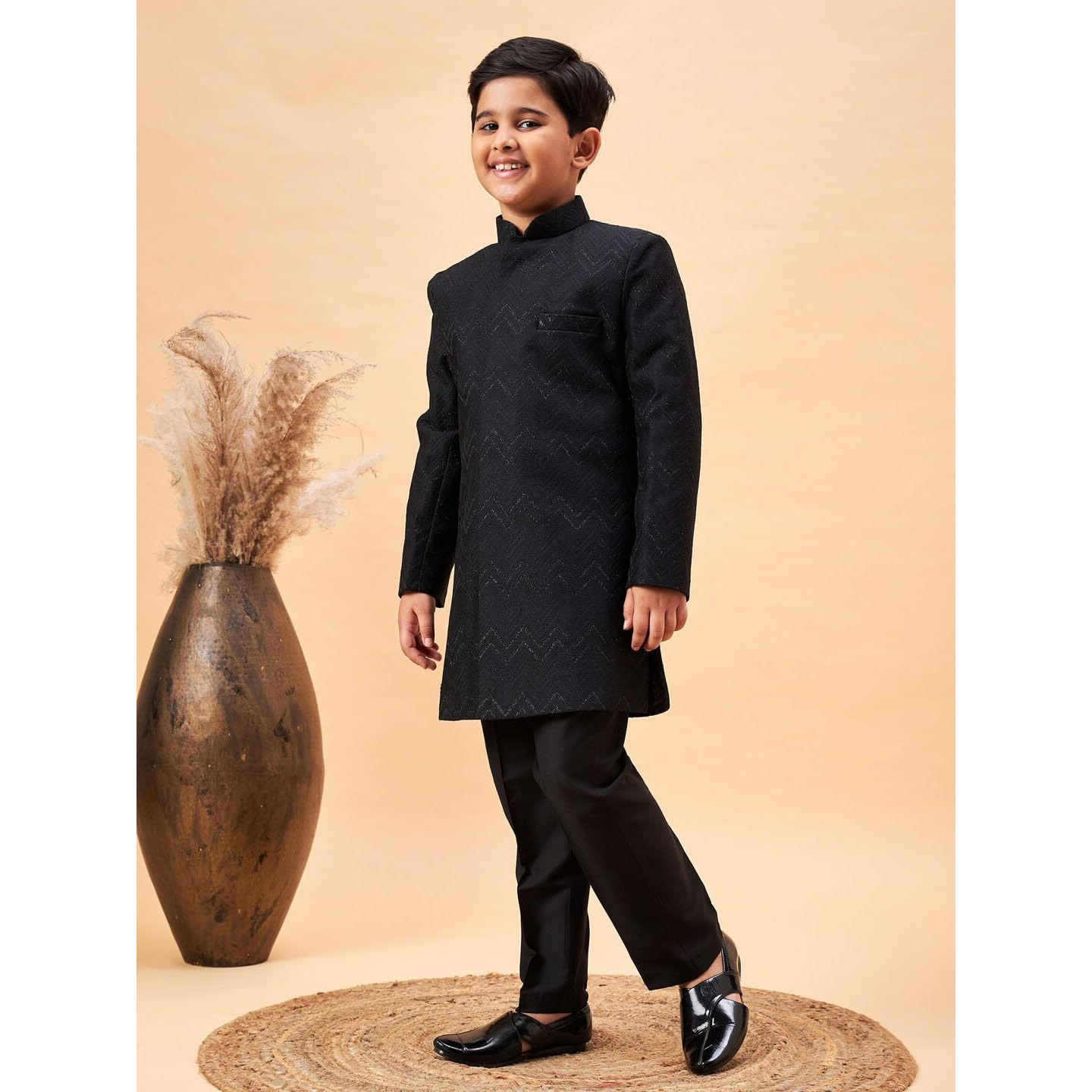 VASTRAMAY Boys' Black Sherwani Set_VASBIW036BLnPANT002BL_32