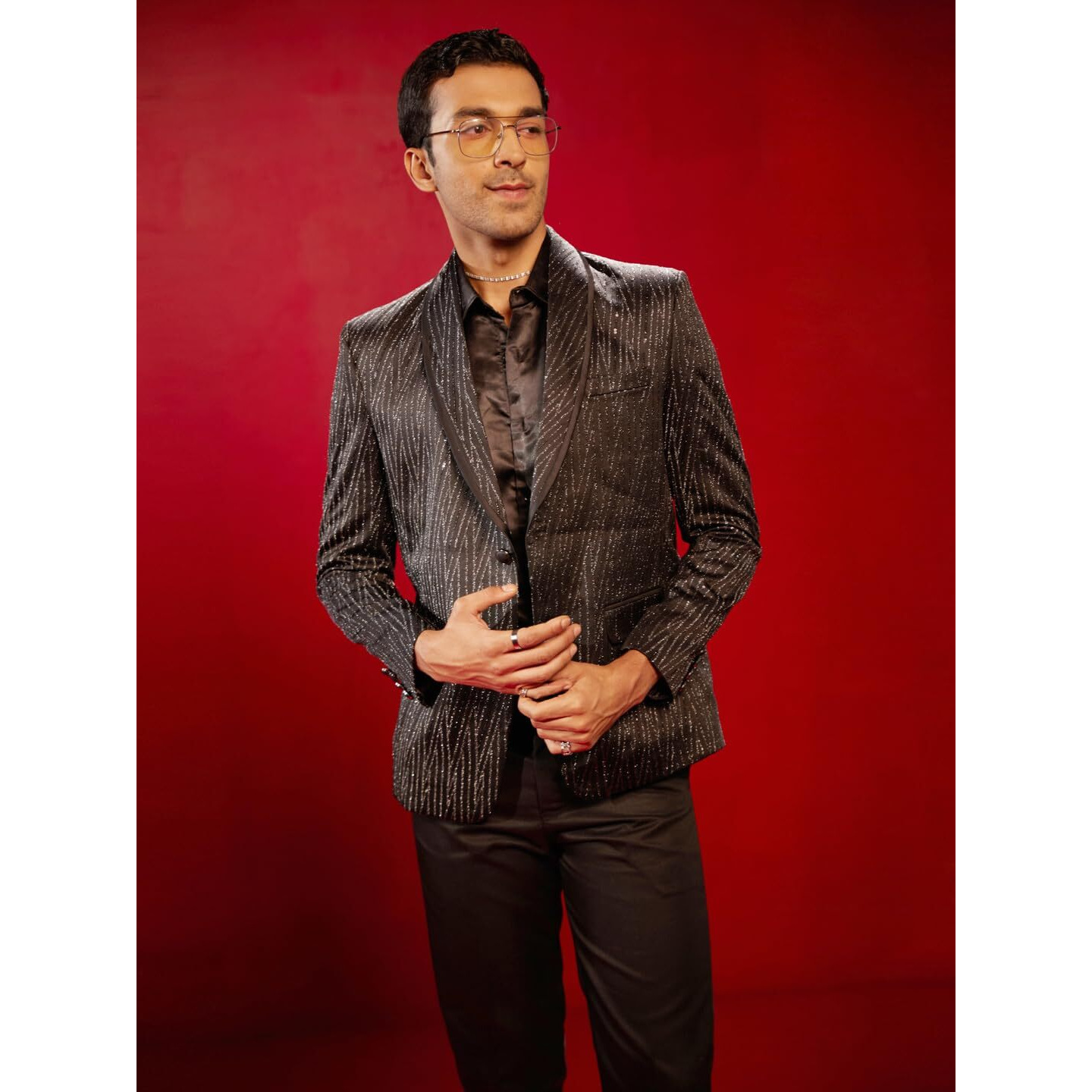 VASTRAMAY Men's Black Silk Blend Blazer_VSHRMCT028BL_40