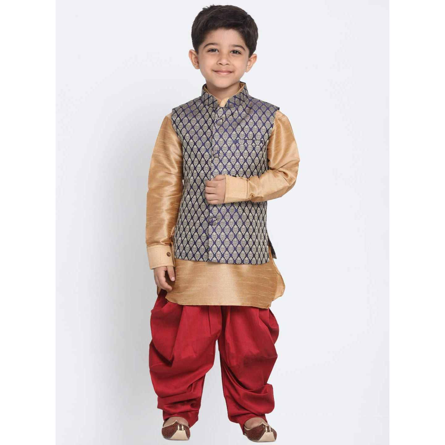 VASTRAMAY Rose Gold Cotton Blend Boys Jacket Kurta & Pyjama Set Dress(6-7 Years)