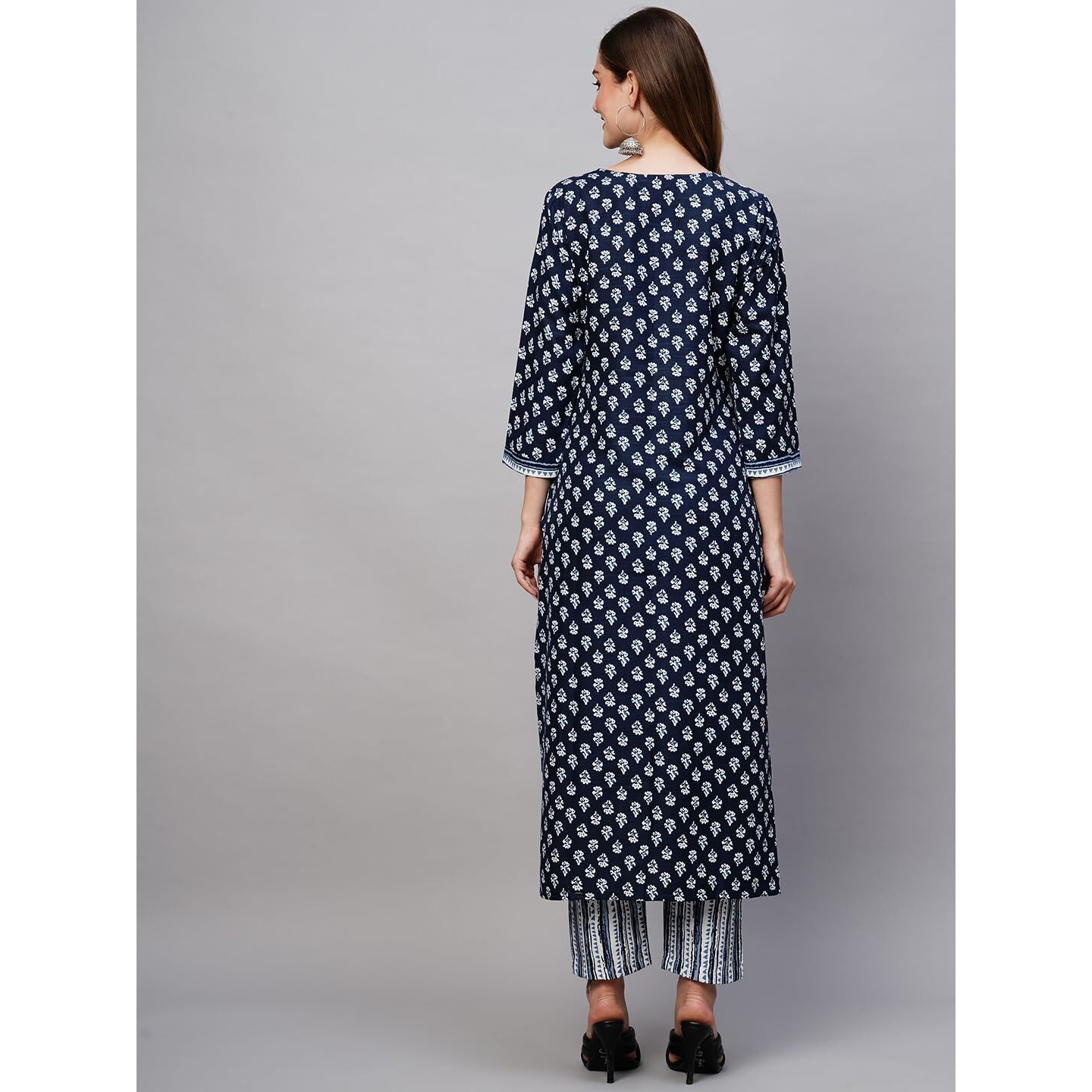 ANNI DESIGNER Women's Cotton Blend Staright Printed Kurta with Pant (Kuhoo Blue-KNW_M_Blue_Medium)