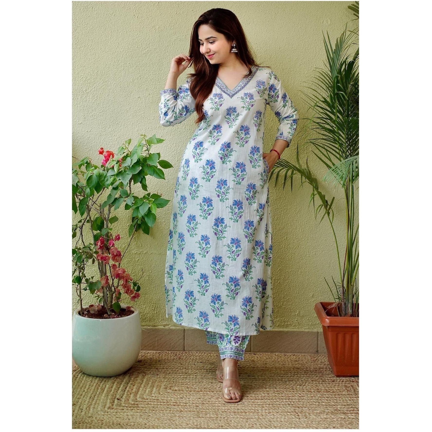 ANNI DESIGNER Women's Cotton Blend Printed Straight Kurta with Pant (Dhara White_XXL_White_XX-Large)